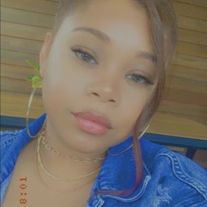 Meet your Posher, Jada